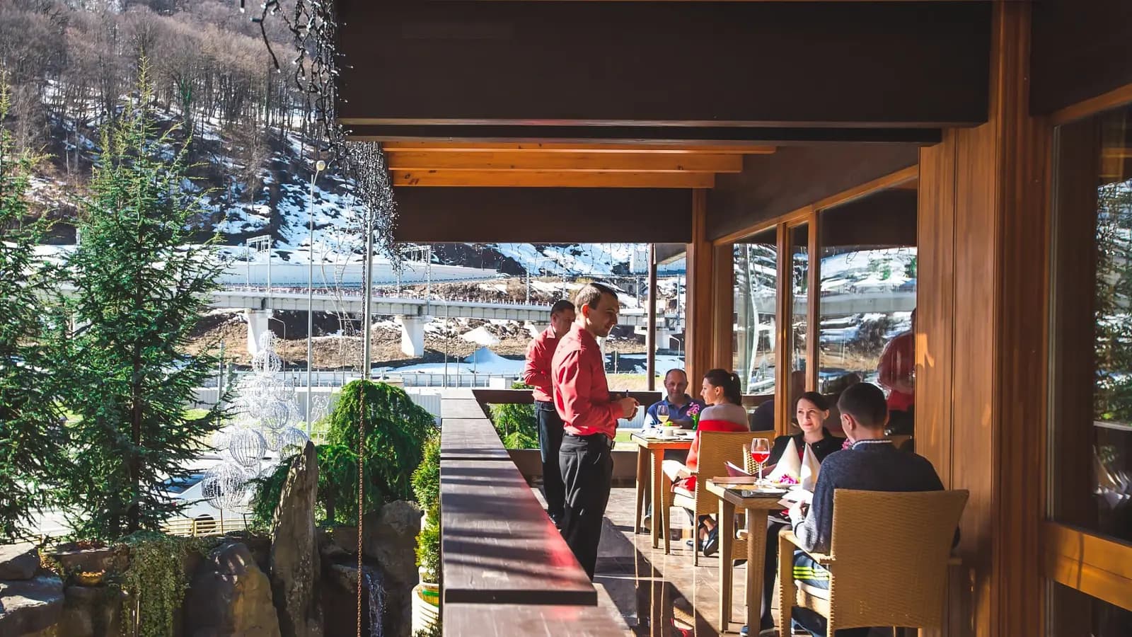 Ресторан Шале в Красной Поляне Зимний Пейзаж